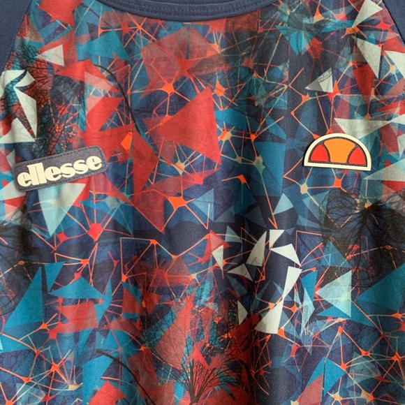 Ellesse Geometric Top - Picture 2 of 3